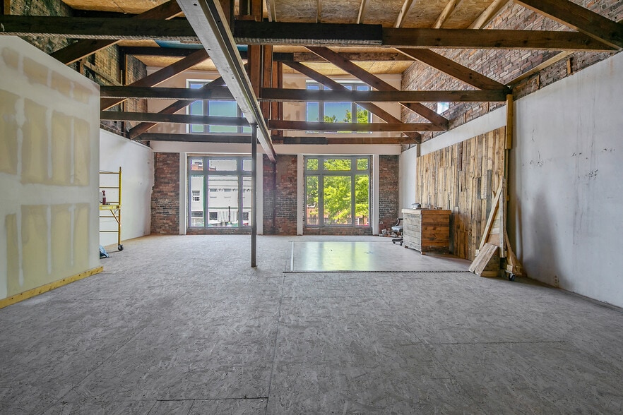 More Photos Of 110 Person St, Fayetteville Storefront Retail Office For Sale