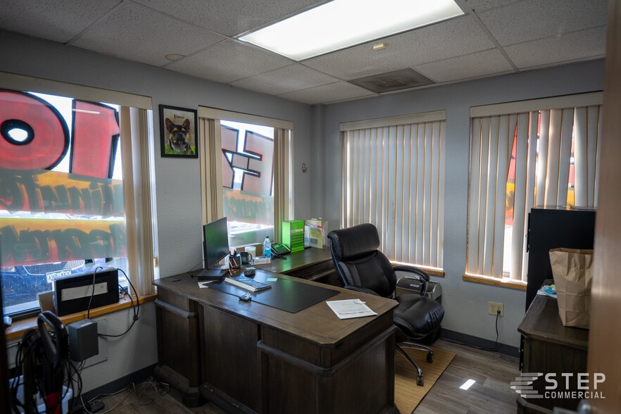 More Photos Of 2329 8th Ave, Greeley Auto Dealership For Sale