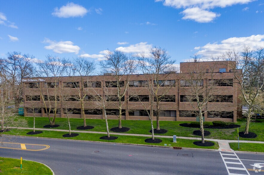 More Photos Of 227 Laurel Rd, Voorhees Office For Lease