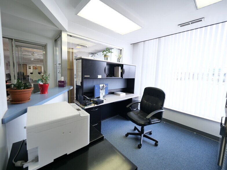 More Photos Of 6441-6453 S Pulaski Rd, Chicago General Retail For Sale