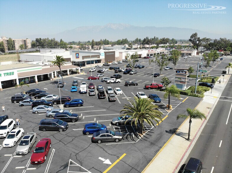 More Photos Of 9934-10048 Sierra Ave, Fontana Unknown For Lease