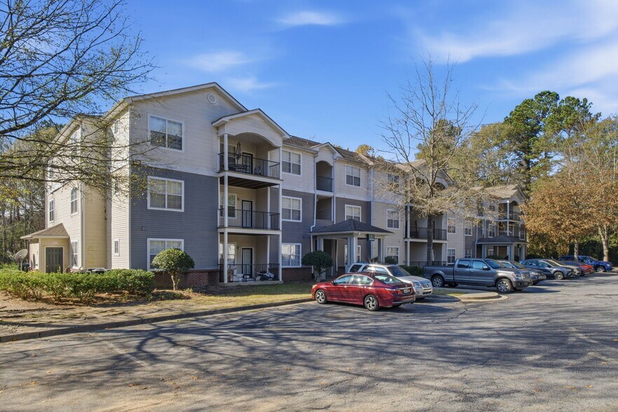 Primary Photo Of 6595 Mount Zion Blvd, Morrow Apartments For Sale