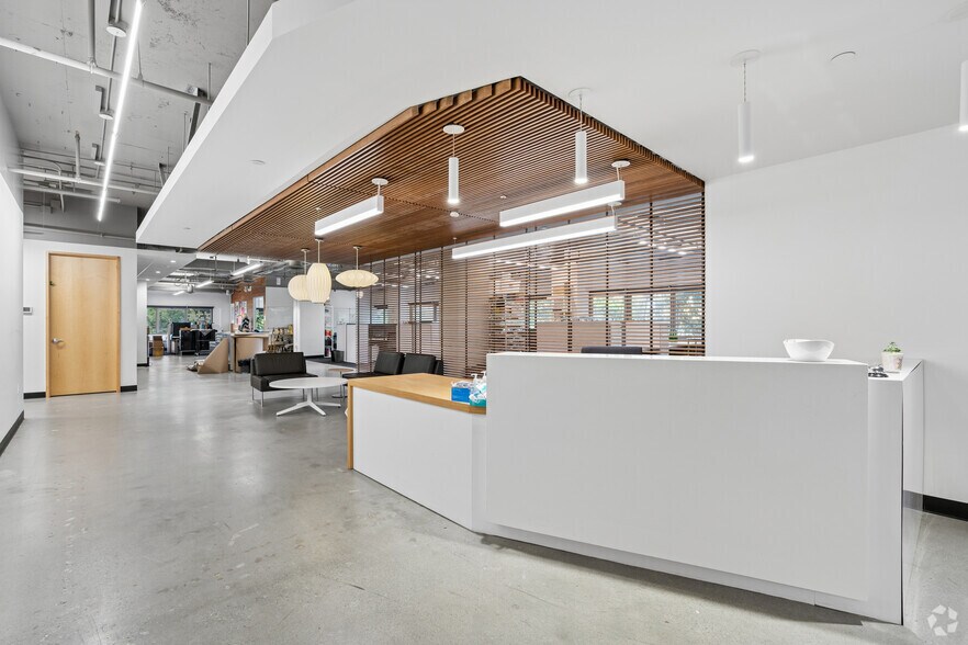 More Photos Of 2815 2nd Ave, Seattle Office For Sale