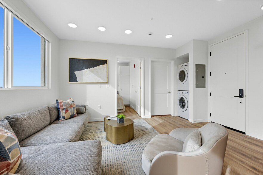More Photos Of 3943 Oregon St, San Diego Apartments For Sale