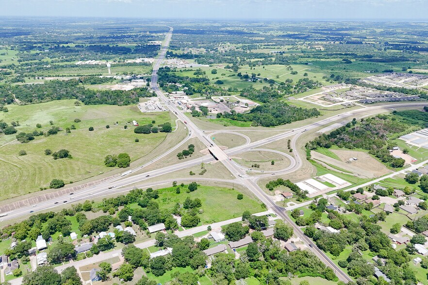 More Photos Of 102 Dixie Street, Brenham Land For Sale
