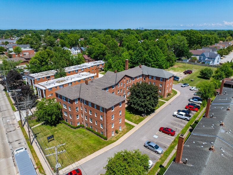 More Photos Of 4027 Rocky River Dr, Cleveland Apartments For Sale