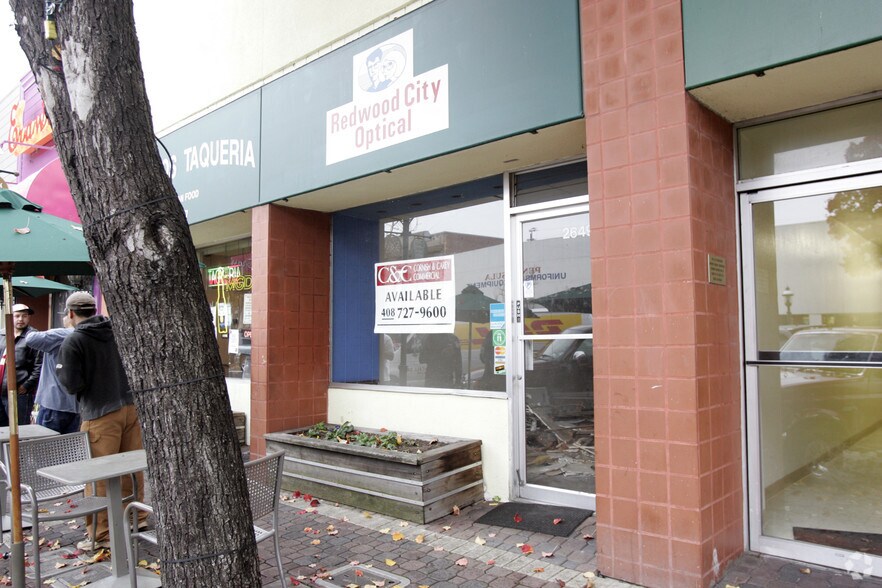 More Photos Of 2647-2655 Broadway St, Redwood City Storefront For Lease
