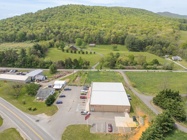 More Photos Of 555 Fort Chiswell Rd, Fort Chiswell Freestanding For Sale