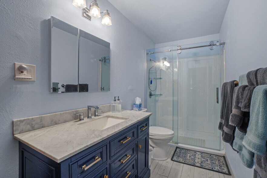 More Photos Of 10697 Highway 152, Hillsboro Storefront Retail Residential For Sale