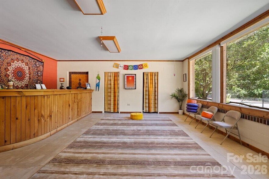 More Photos Of 504 Mountain View School Rd, Robbinsville Hotel For Sale