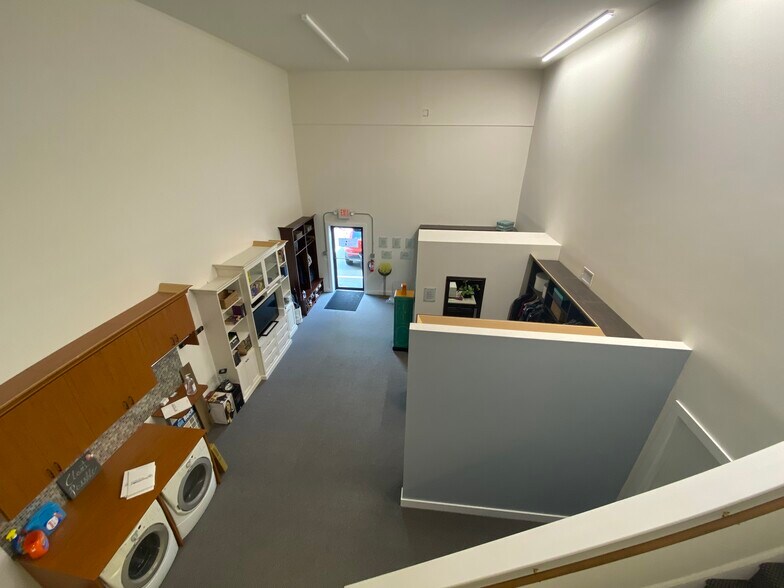 More Photos Of 1589 Reed Rd, Pennington Warehouse For Lease