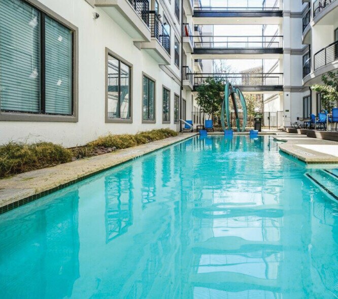 More Photos Of 127 E Riverside Dr, Austin Apartments For Lease