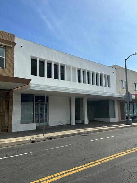 More Photos Of 6450 Bellingham Ave, North Hollywood Storefront Retail Office For Lease