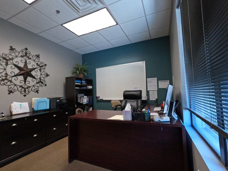 More Photos Of 6570 Naaman Forest Blvd, Garland Coworking Space