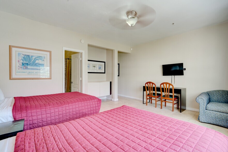 More Photos Of 1680 James Ave, Miami Beach Hotel For Sale