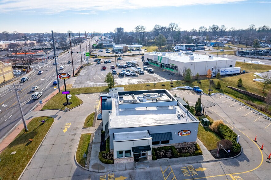 More Photos Of 11050 Saint Charles Rock Rd, Saint Ann Supermarket For Sale