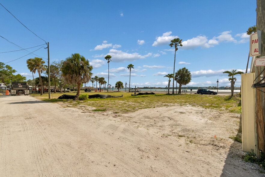 More Photos Of 808 Pass a Grille Way, St Pete Beach Land For Sale