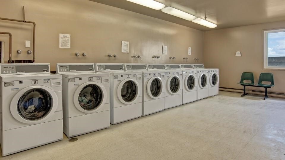 More Photos Of 2131 Broad St, Regina Apartments For Lease