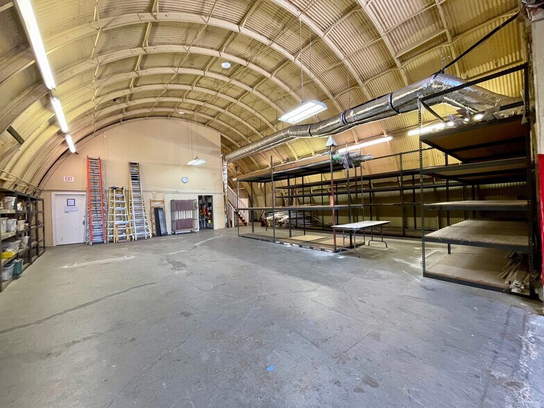 More Photos Of 821 W Main St, El Cajon Flex For Lease