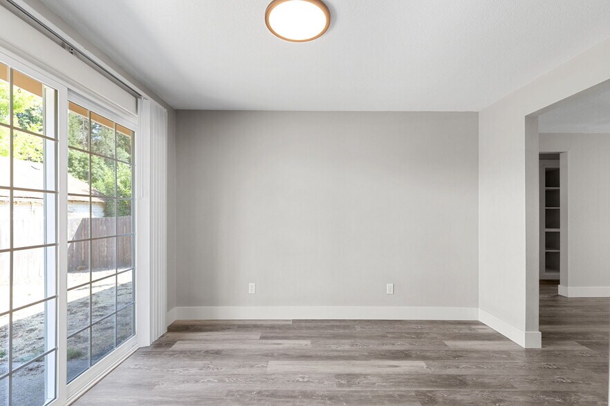 More Photos Of 201-307 Trees Ct, Silverton Apartments For Sale