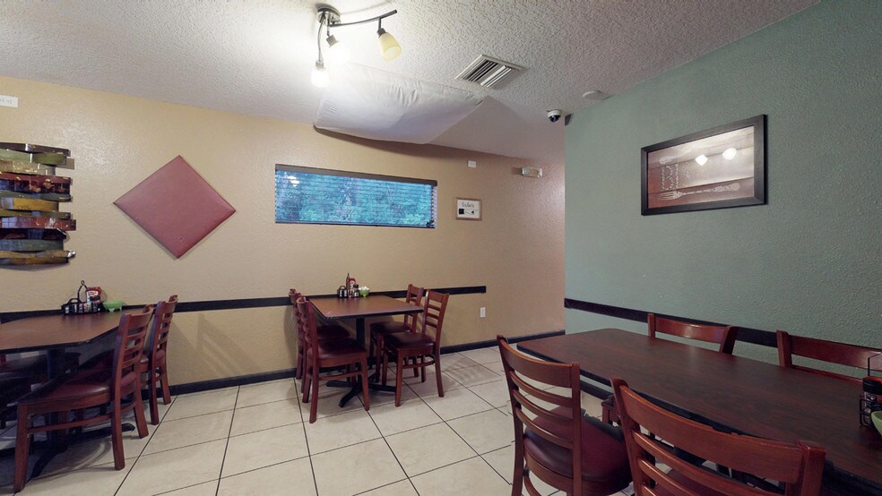 More Photos Of 9576 N Citrus Springs Blvd, Citrus Springs Restaurant For Lease