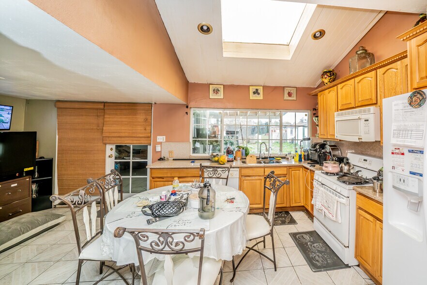 More Photos Of 19340 Jurupa Ave, Bloomington Land For Sale