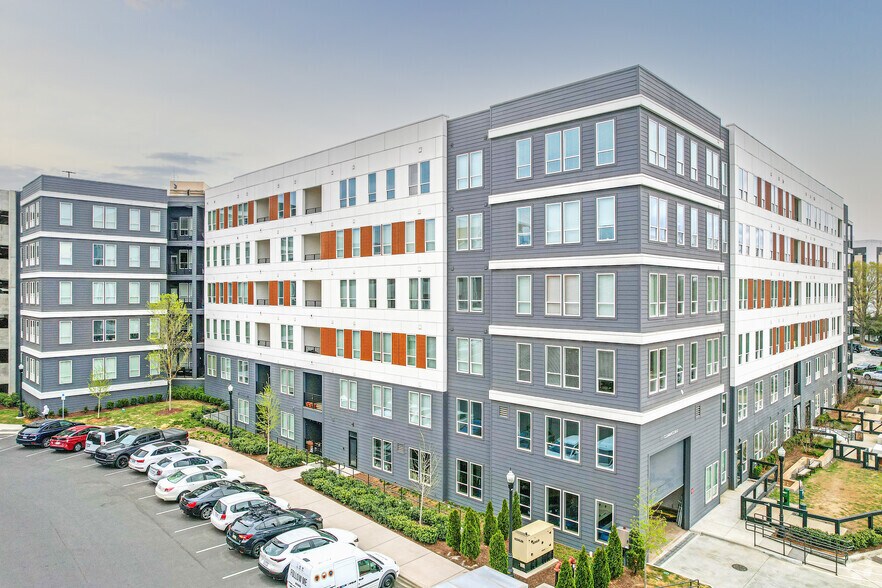 More Photos Of 1520 Mockingbird Ln, Charlotte Apartments For Lease