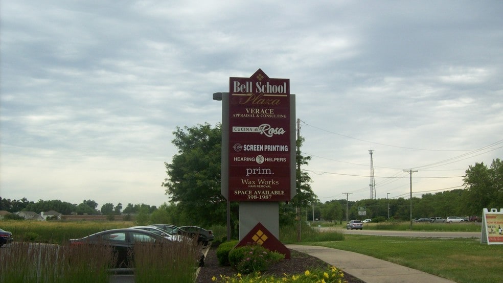 More Photos Of 1602-1650 N Bell School Rd, Rockford General Retail For Sale