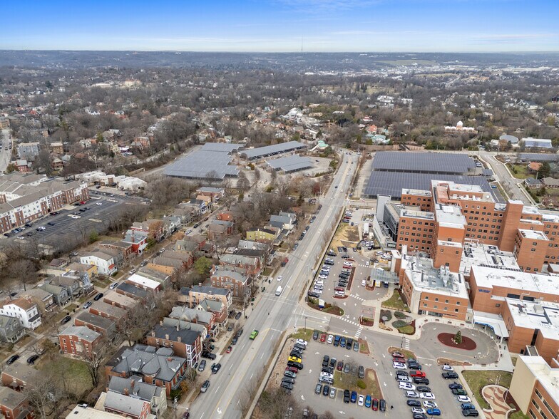 More Photos Of 3213 Vine St, Cincinnati Apartments For Sale