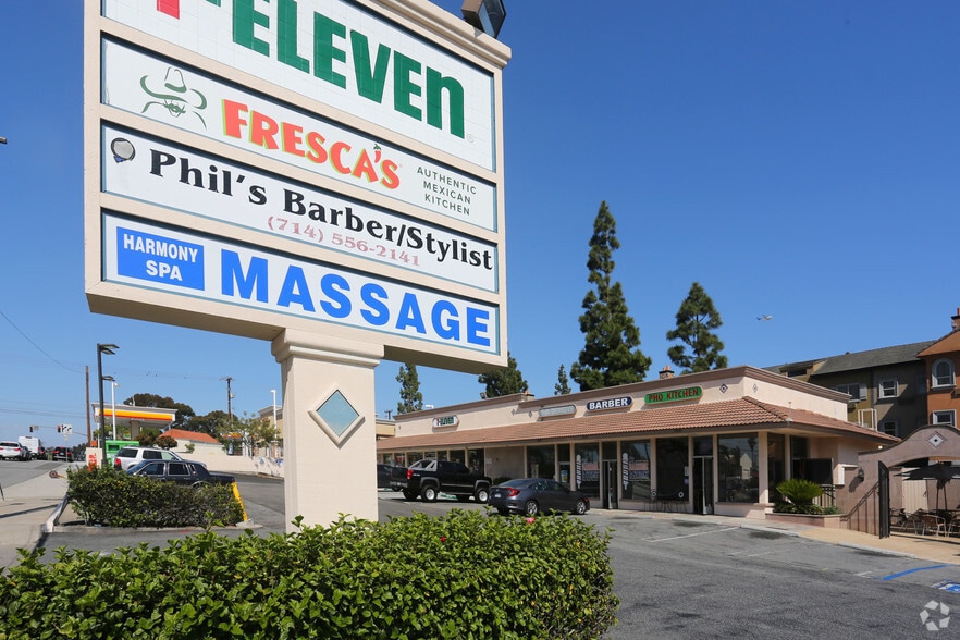 More Photos Of 20060 Santa Ana Ave, Costa Mesa Storefront For Lease