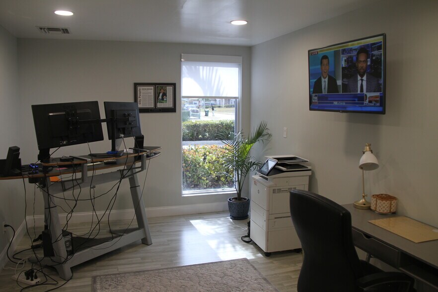 More Photos Of 85 SW 5th Ave, Delray Beach Office For Lease