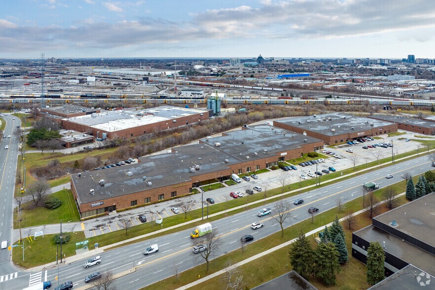 More Photos Of 2121-2151 Mccowan Rd, Toronto Warehouse For Lease