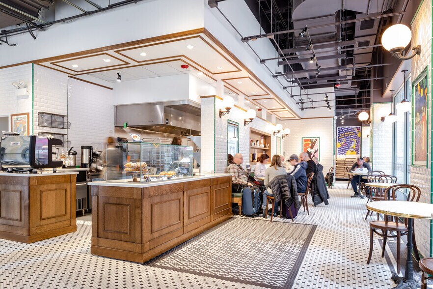 More Photos Of 70 E Lake St, Chicago Office For Lease