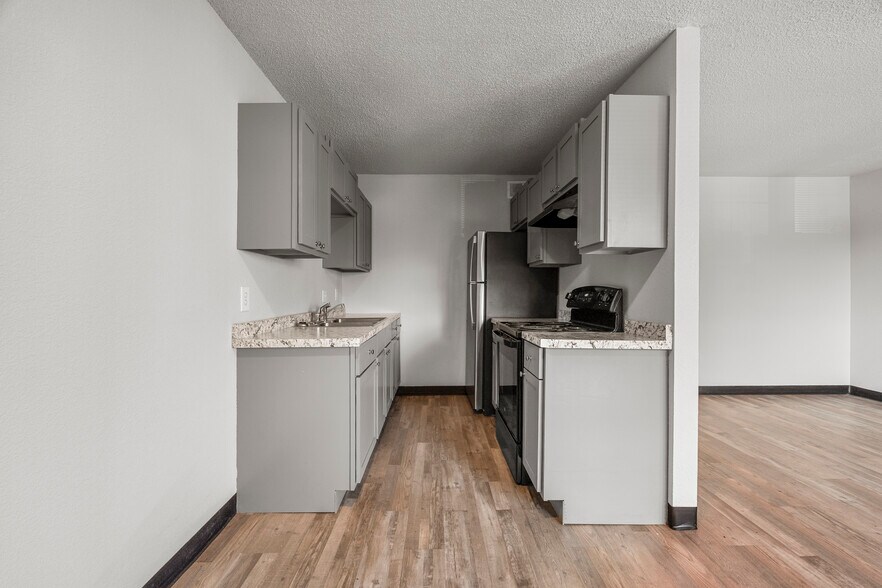 More Photos Of 1805 S Y St, Fort Smith Apartments For Sale