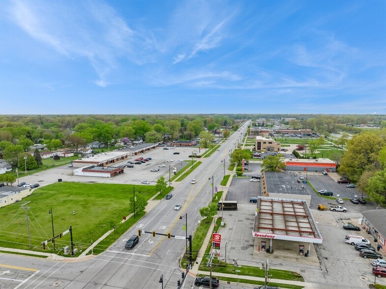 More Photos Of 6382 Central Ave, Portage Office For Sale