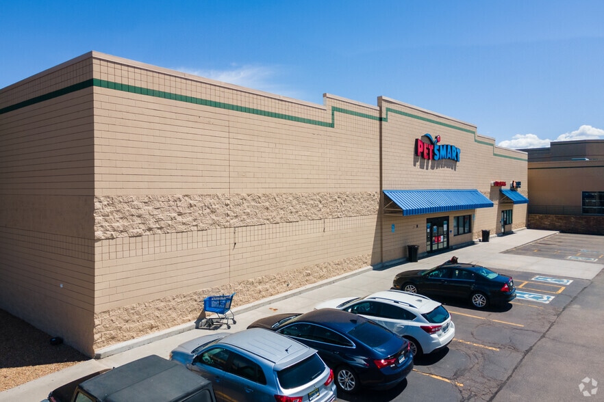 More Photos Of 8110-8292 S University Blvd, Centennial Unknown For Lease