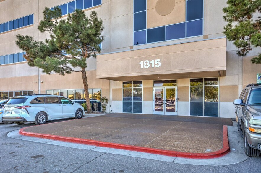 More Photos Of 1815 E Lake Mead Blvd, North Las Vegas Medical For Lease