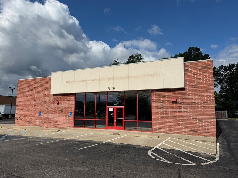 More Photos Of 3138-3139 King Rd, Toledo Freestanding For Lease