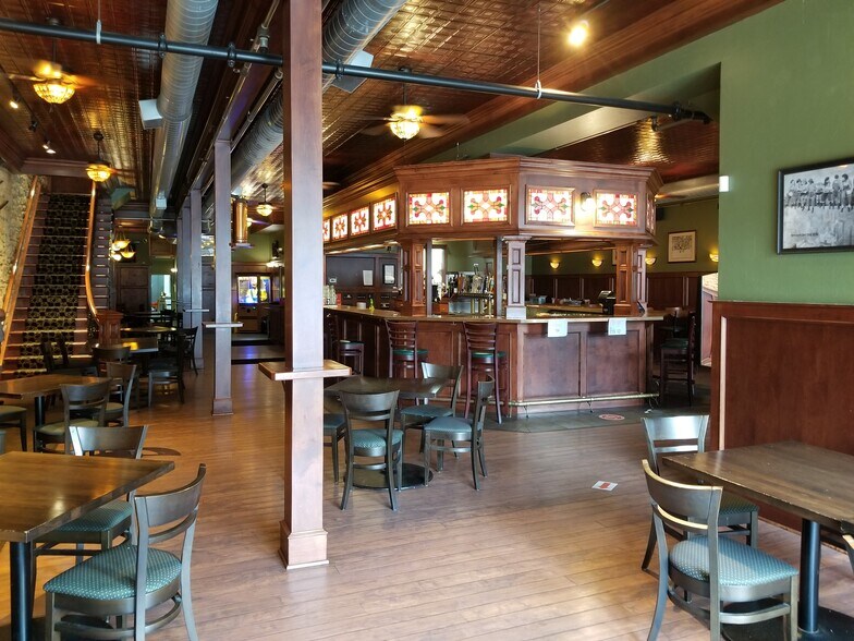 Primary Photo Of 106 2nd St E, Hastings Restaurant For Sale