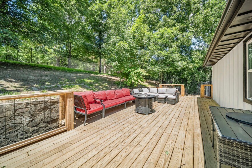 More Photos Of 1011 Old Knoxville Hwy, Sevierville Specialty For Sale