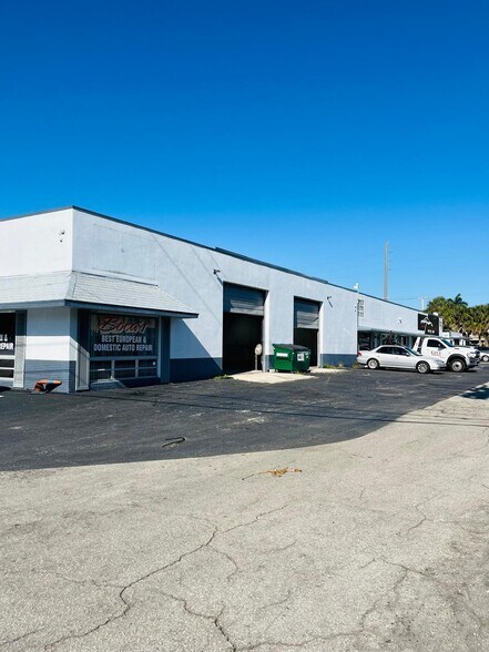 More Photos Of 810 NW 1st Ave, Boca Raton Warehouse For Lease