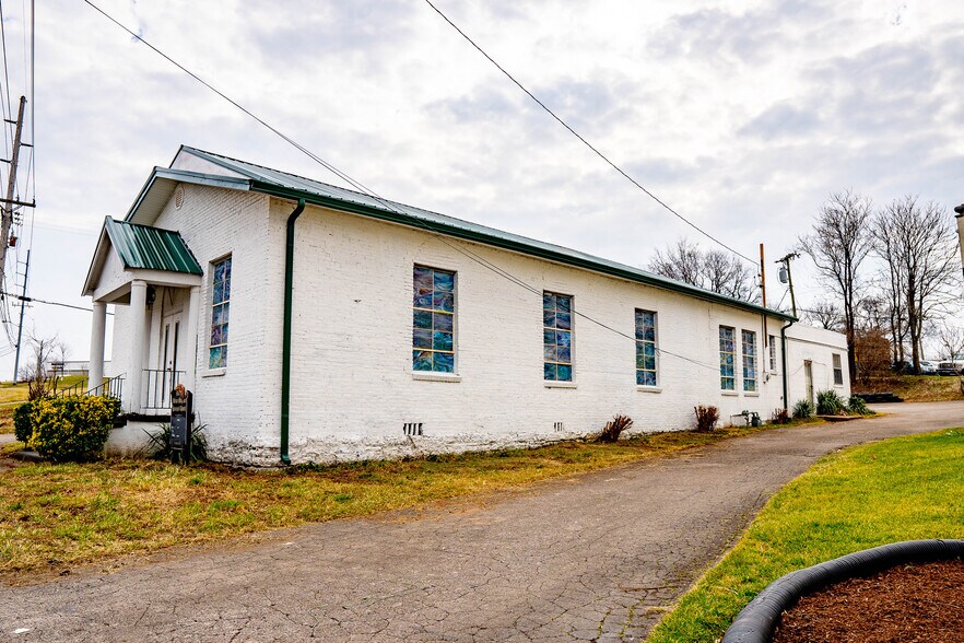 More Photos Of 1109 Elm Hill Pike, Nashville Religious Facility For Sale