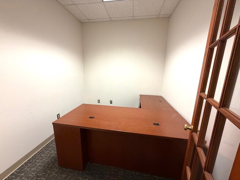 More Photos Of 22 S 2nd St, Emmaus Loft Creative Space For Lease