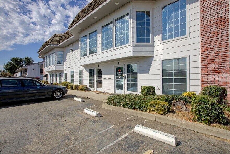 More Photos Of 2130 Geer Rd, Turlock Loft Creative Space For Lease