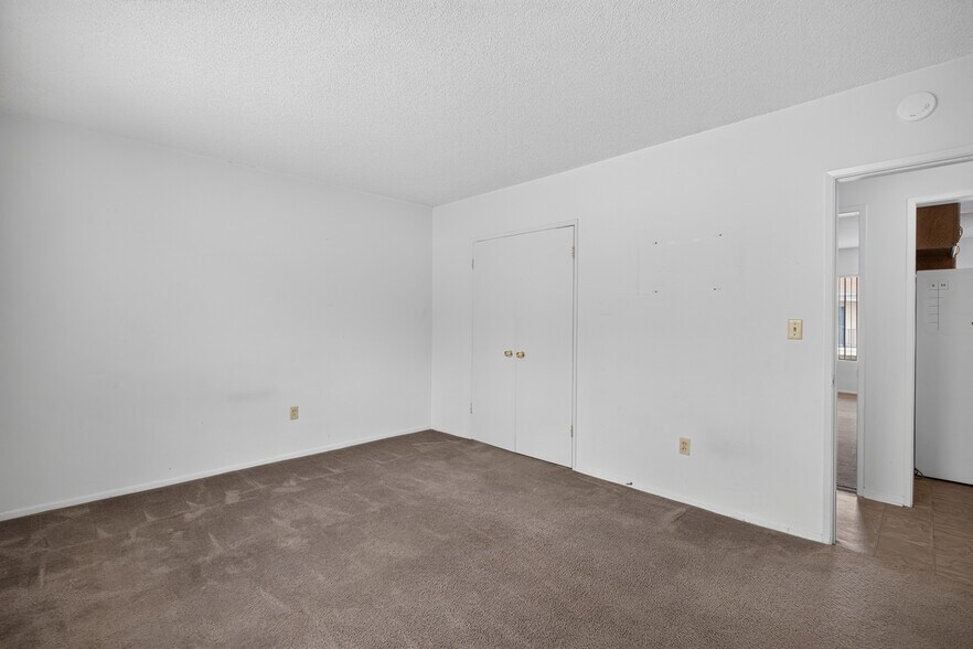 More Photos Of 12561 Camus Ln, Garden Grove Apartments For Sale