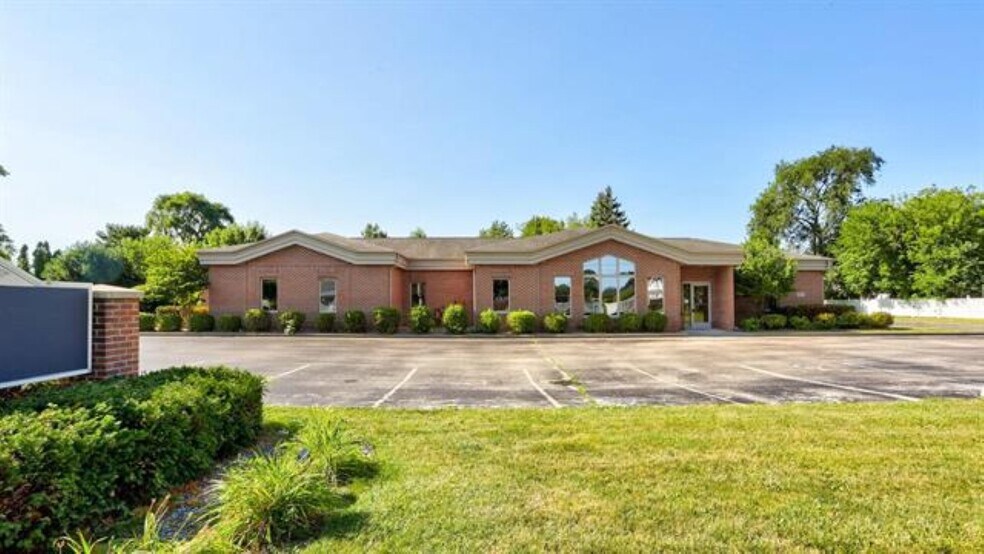 More Photos Of 2010 15th St, Bay City Healthcare For Sale