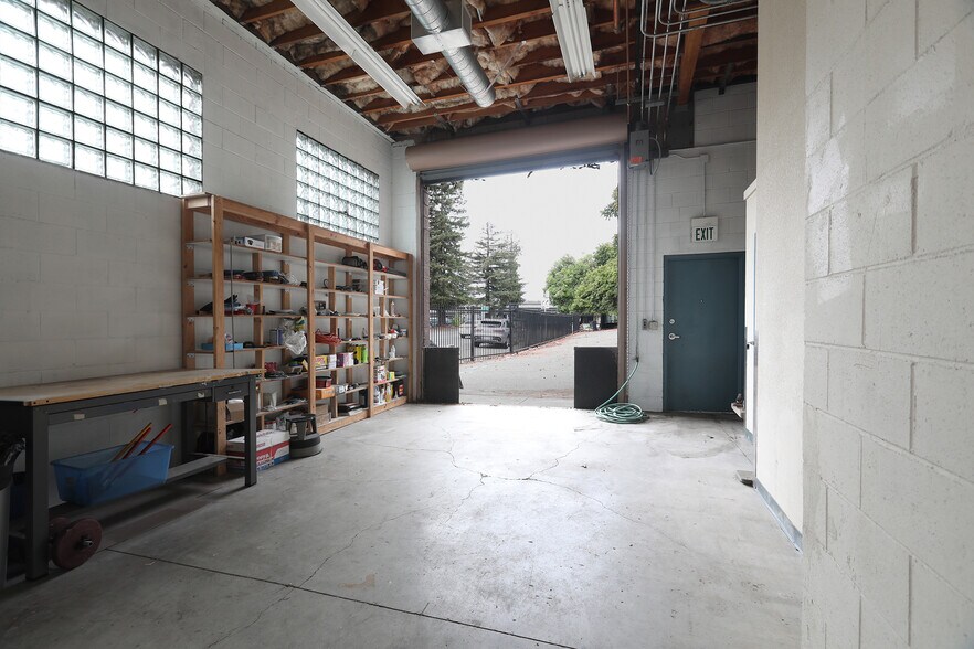 More Photos Of 520 27th St, Oakland Office For Sale