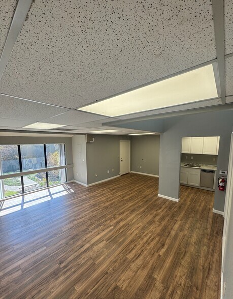 More Photos Of 5060 Sunrise Blvd, Fair Oaks Loft Creative Space For Sale