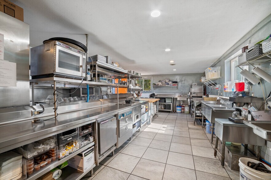 More Photos Of 10688 S Us-53, Solon Springs Restaurant For Sale