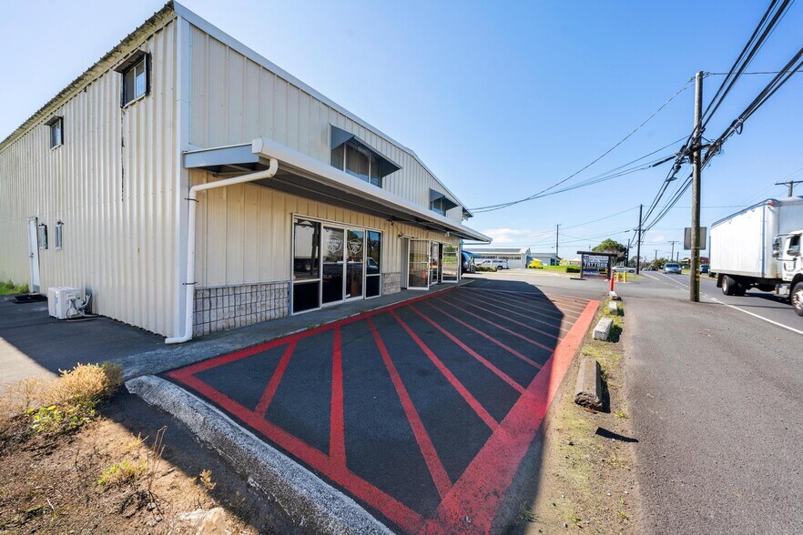 More Photos Of 64-1013 Mamalahoa Hwy, Kamuela Storefront Retail Office For Sale